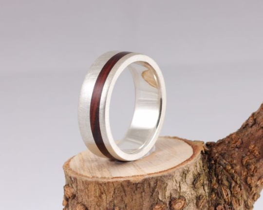 11th Edition Silberring mit Cocobolo Maserholz – Mehr als nur ein Ring