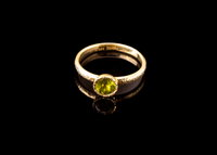 Eleganter Gehämmerter Gelbgoldring mit Wählbarem Edelstein - Perfektes Weihnachtsgeschenk
