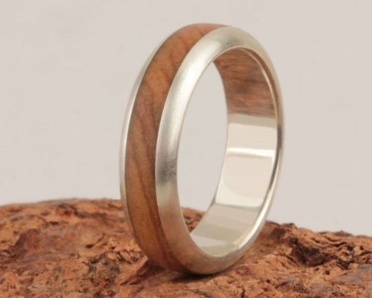 3rd Edition Slimline Olivenholz – Exklusiver Holzring mit Silber