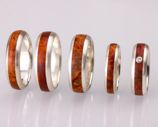3rd Edition Slimline Ring Amboina Maser – Exklusiver Holzring mit Silber