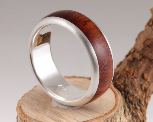 3rd Edition Slimline Schlangenholz – Exklusiver Holzring mit Silberakzenten