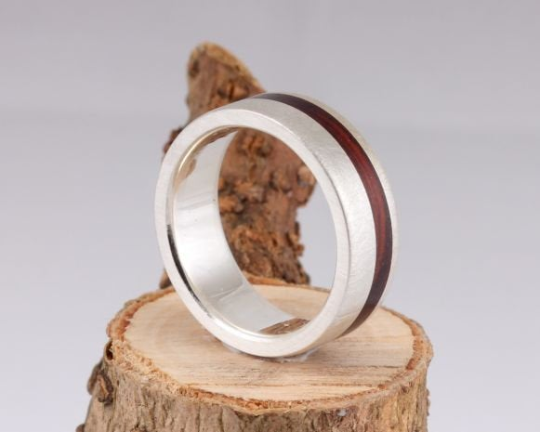 11th Edition Silberring mit Cocobolo Maserholz – Mehr als nur ein Ring
