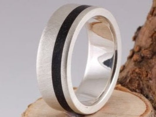 11th Edition Silberring mit Ebenholz – Exklusiver Ring mit edlem Holz