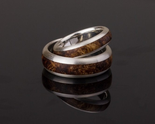 3rd Edition Slimline | Handgefertigter Holz Ring mit Diamant