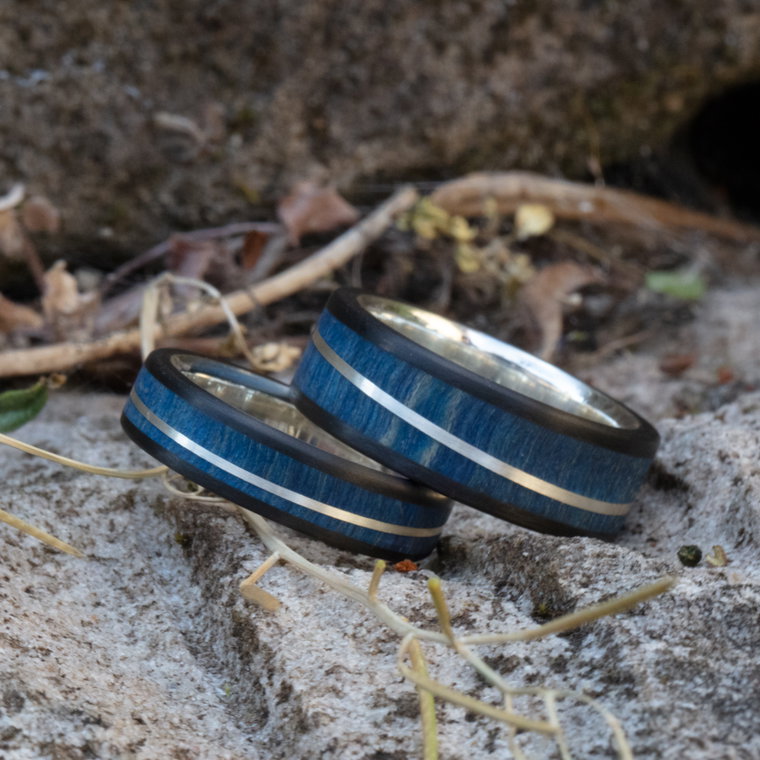 16th Edition Bergahorn blau Carbon-Silber Partnerringe