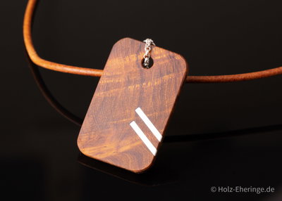 Holz Dog Tag 4 Wüsteneisenholz