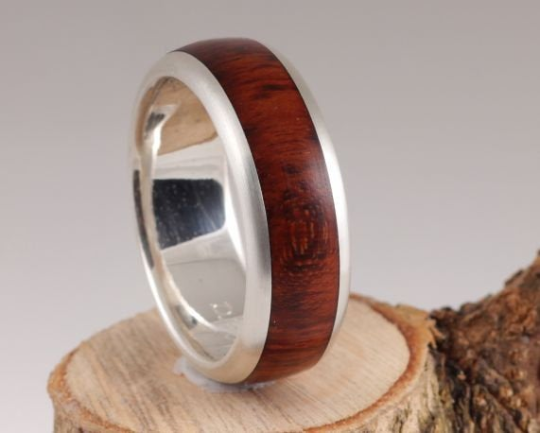 3rd Edition Slimline Schlangenholz – Exklusiver Holzring mit Silberakzenten